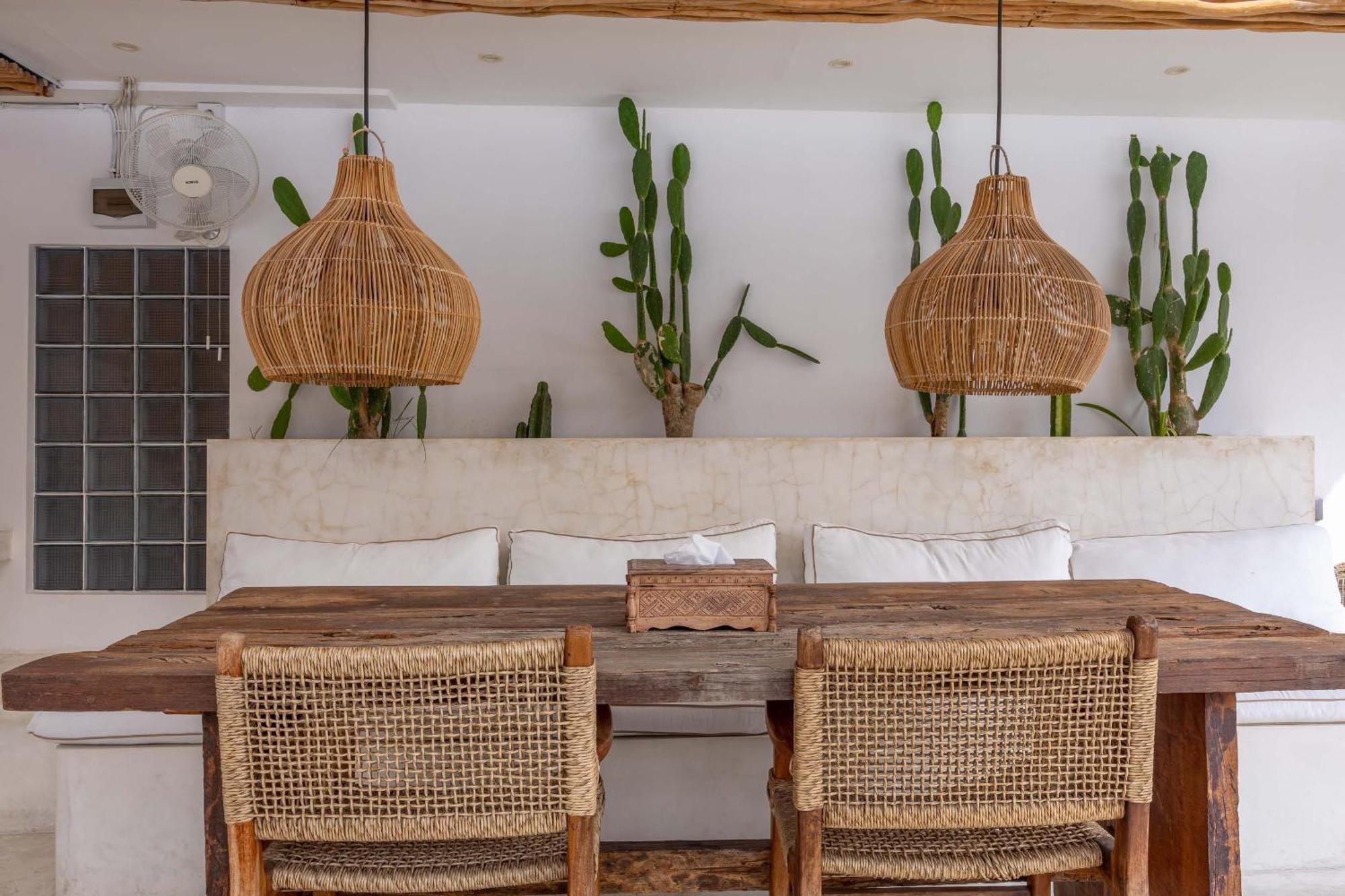 Turan Casa Auri Seminyak Villa Bagian luar foto