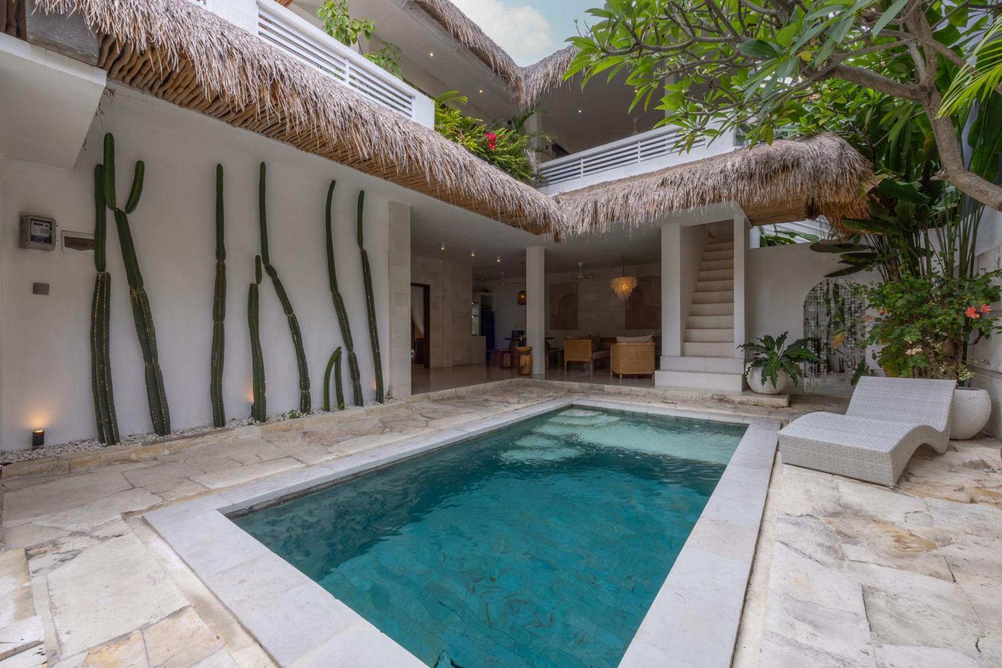Turan Casa Auri Seminyak Villa Bagian luar foto