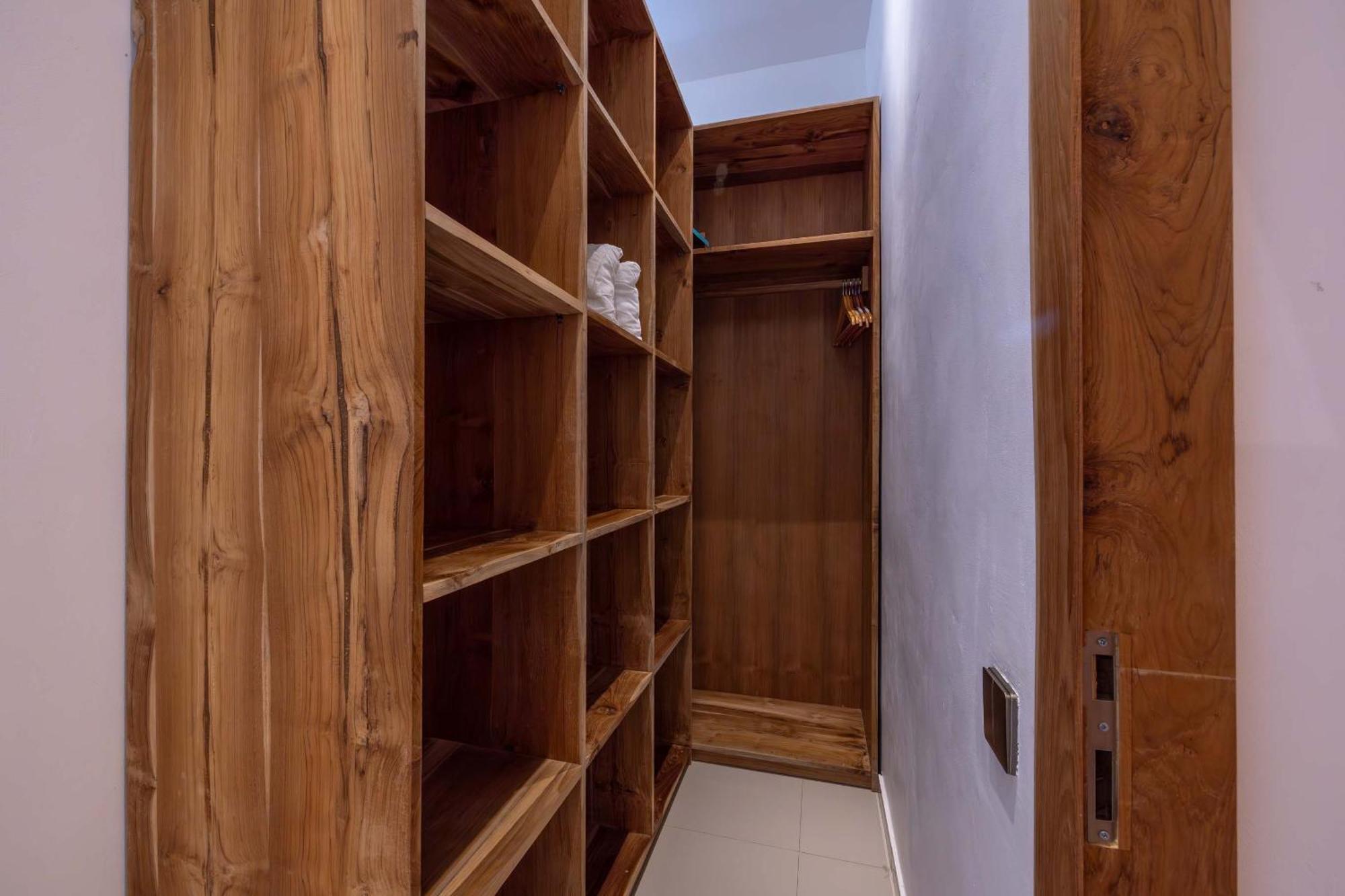 Turan Casa Auri Seminyak Villa Bagian luar foto
