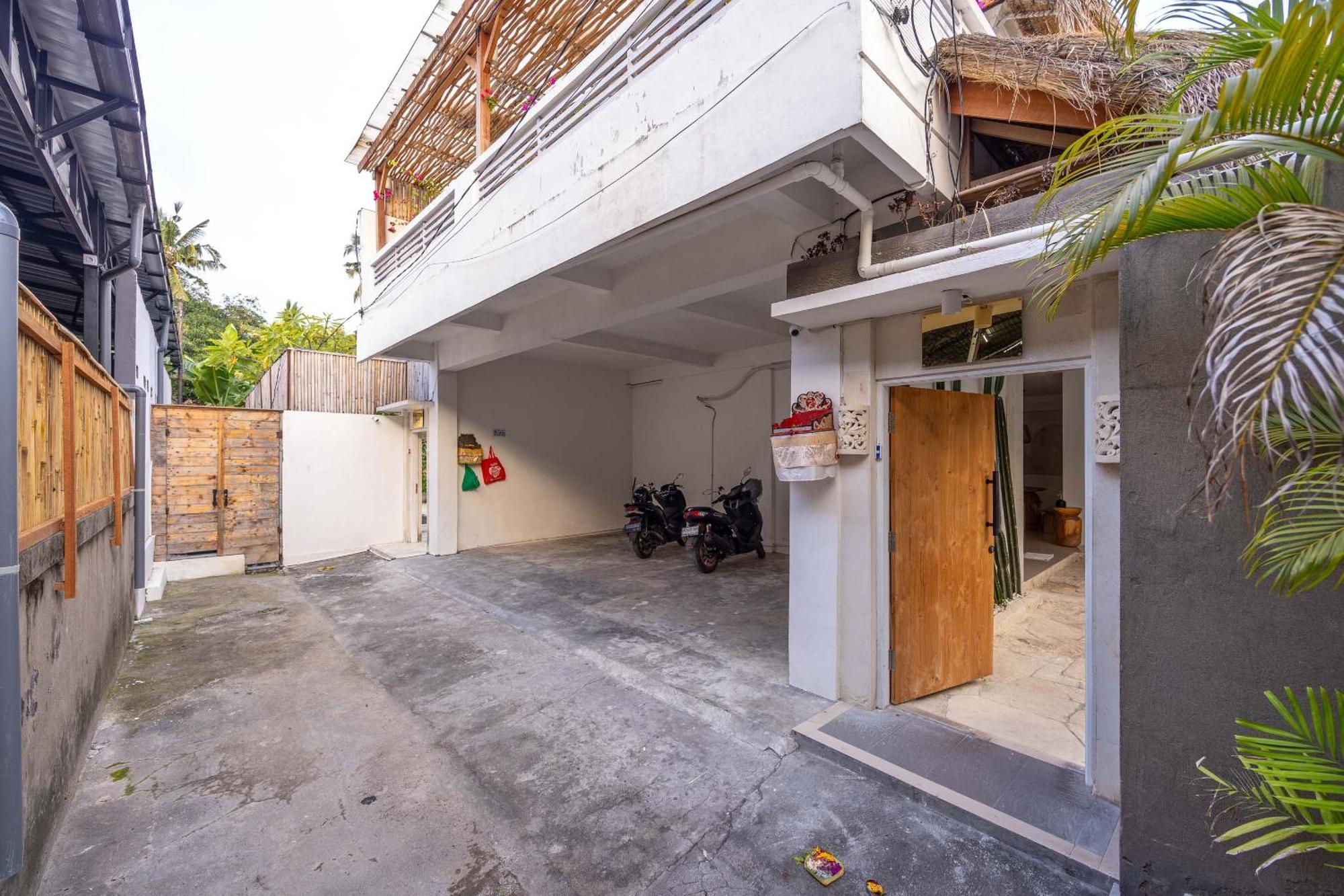 Turan Casa Auri Seminyak Villa Bagian luar foto